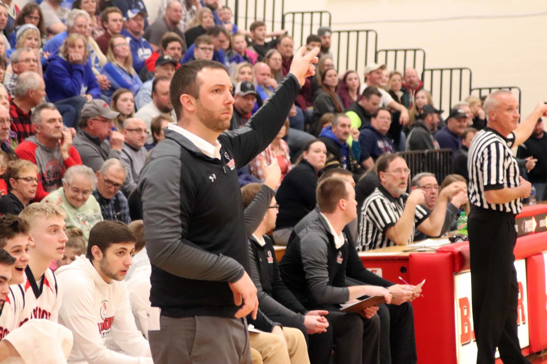 New Lisbon at Bangor boys basketball regional (3-2-19)